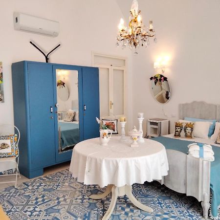 Le Lanterne Di Terrasini Hotel Екстериор снимка